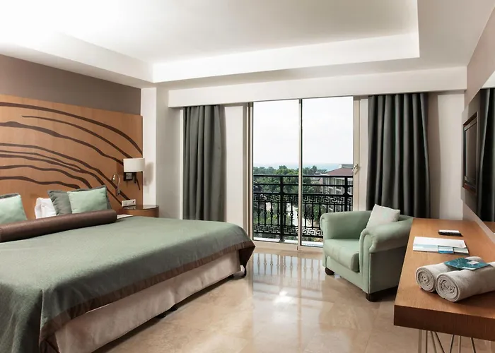 Paloma OceanaResort Hotel